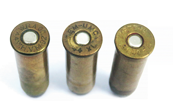 On the left is a 44 WHV M’92 load, then a 44 XL, and lastly a Peters 44-40 HV.